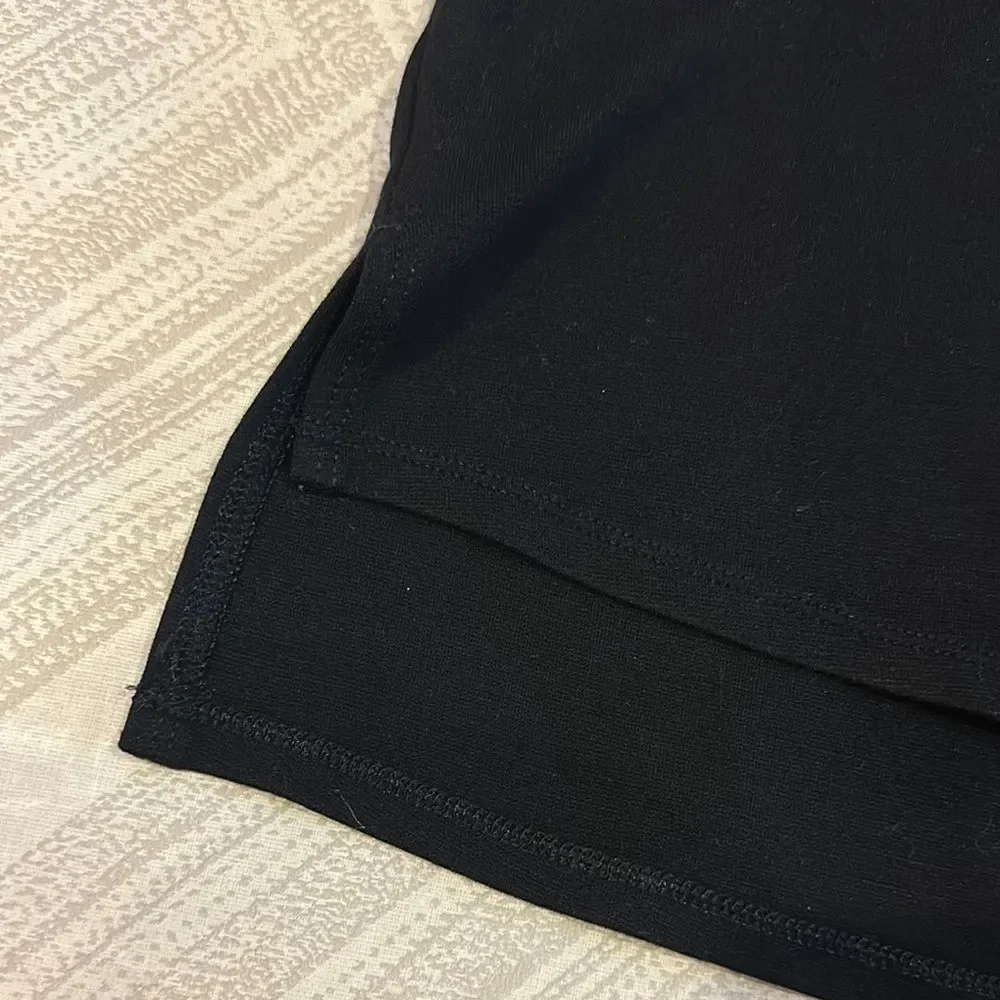 BCBGMAXAZRIA Women’s Black V Neck Faux Leather Ruffle 3/4 Sleeve Top - Size XXS